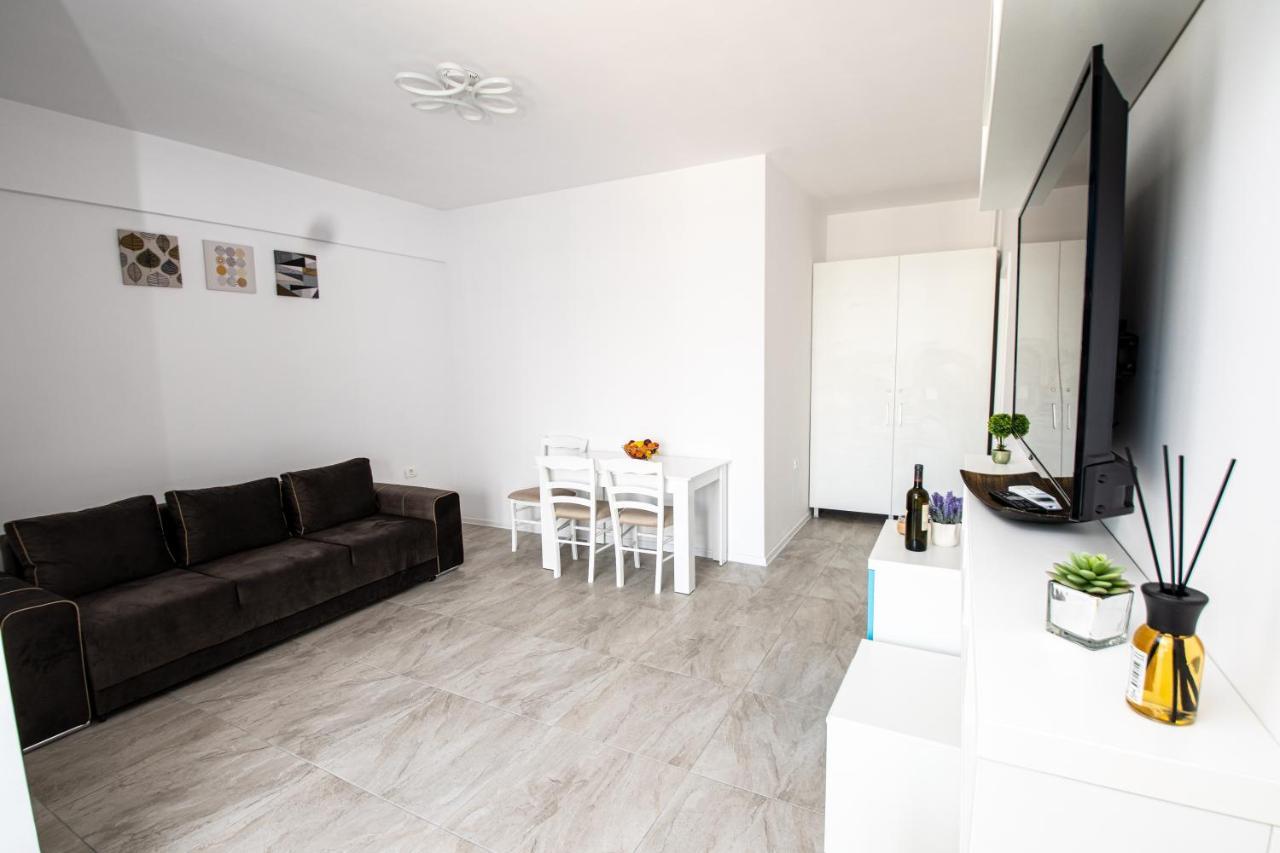 Danilo Apartments Mamaia Nord Navodari Exterior photo